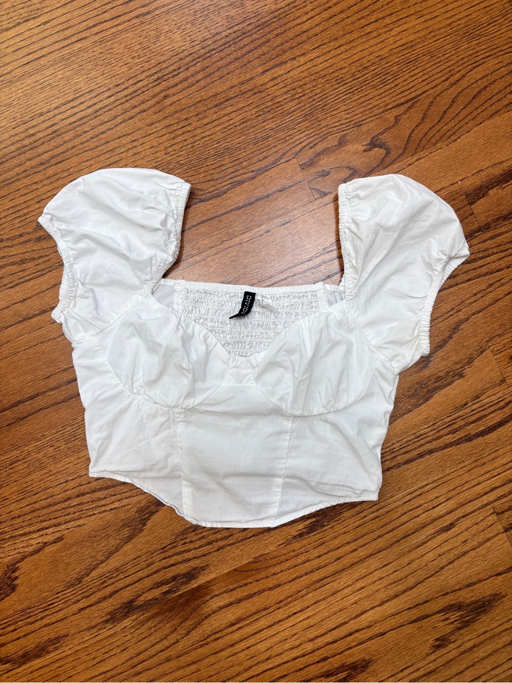 Divided White Puff Sleeve Cropped Blouse
